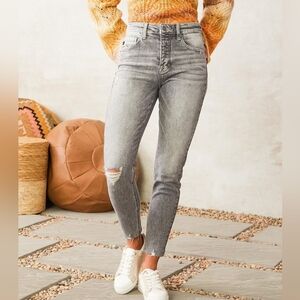 Kancan High Rise Straight Skinny Grey Stretch size 24 NWT Buckle